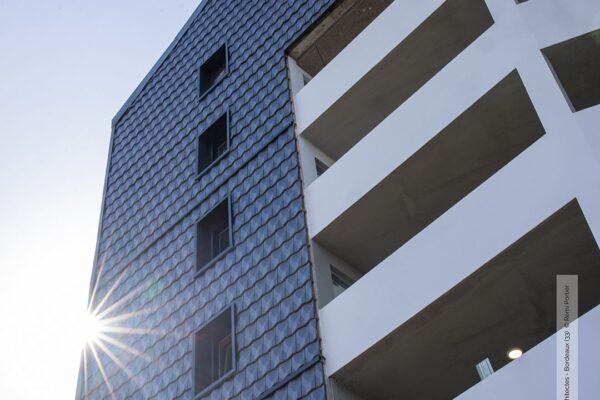 1684319063151 Réalisation EDILIANS Îlot B107 – ZAC Bastide Niel en tuile terre cuite tuile Diamant Huguenot et Tuile Solaire Max