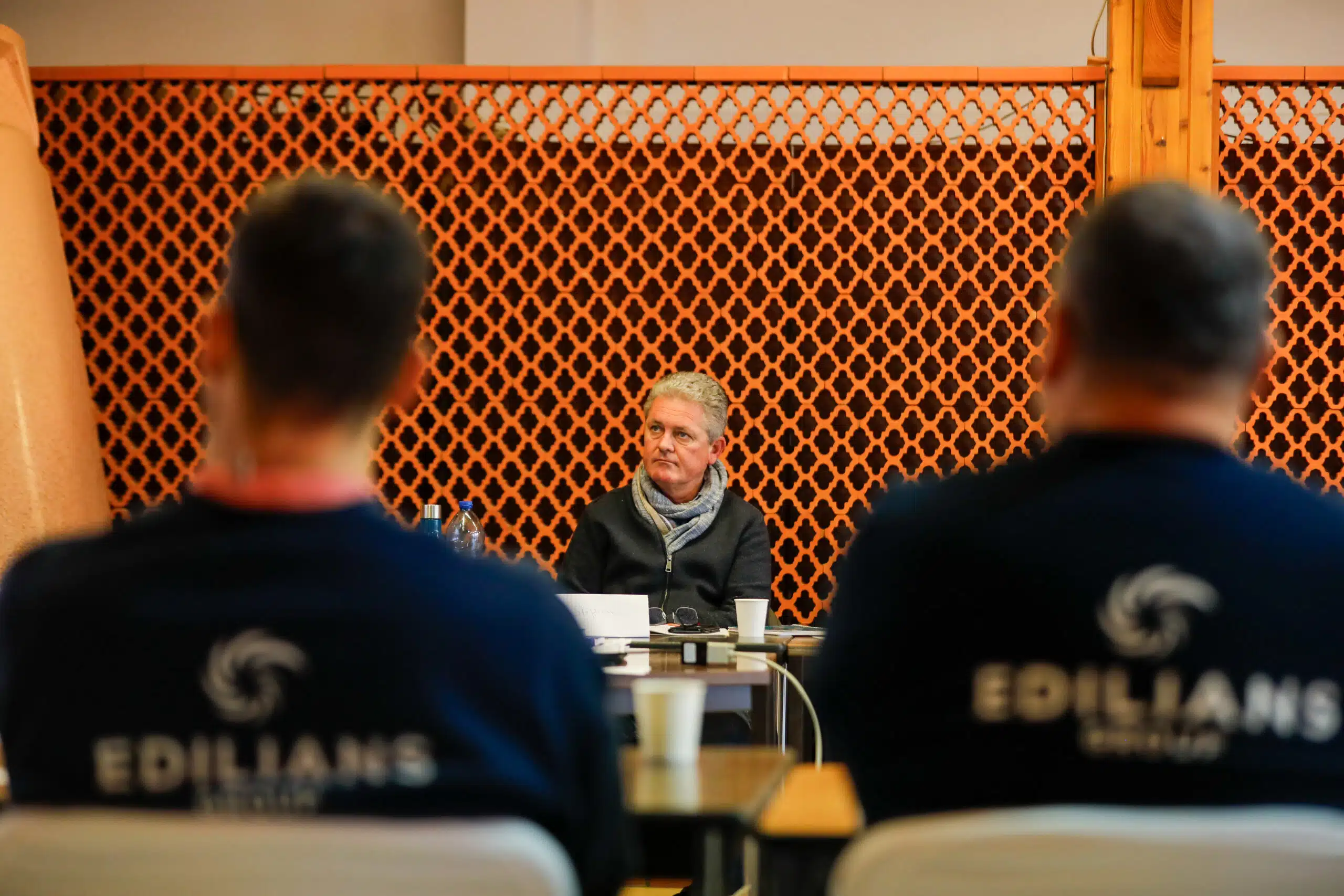 Como é que a RSE é parte integrante da governança do Grupo Edilians?